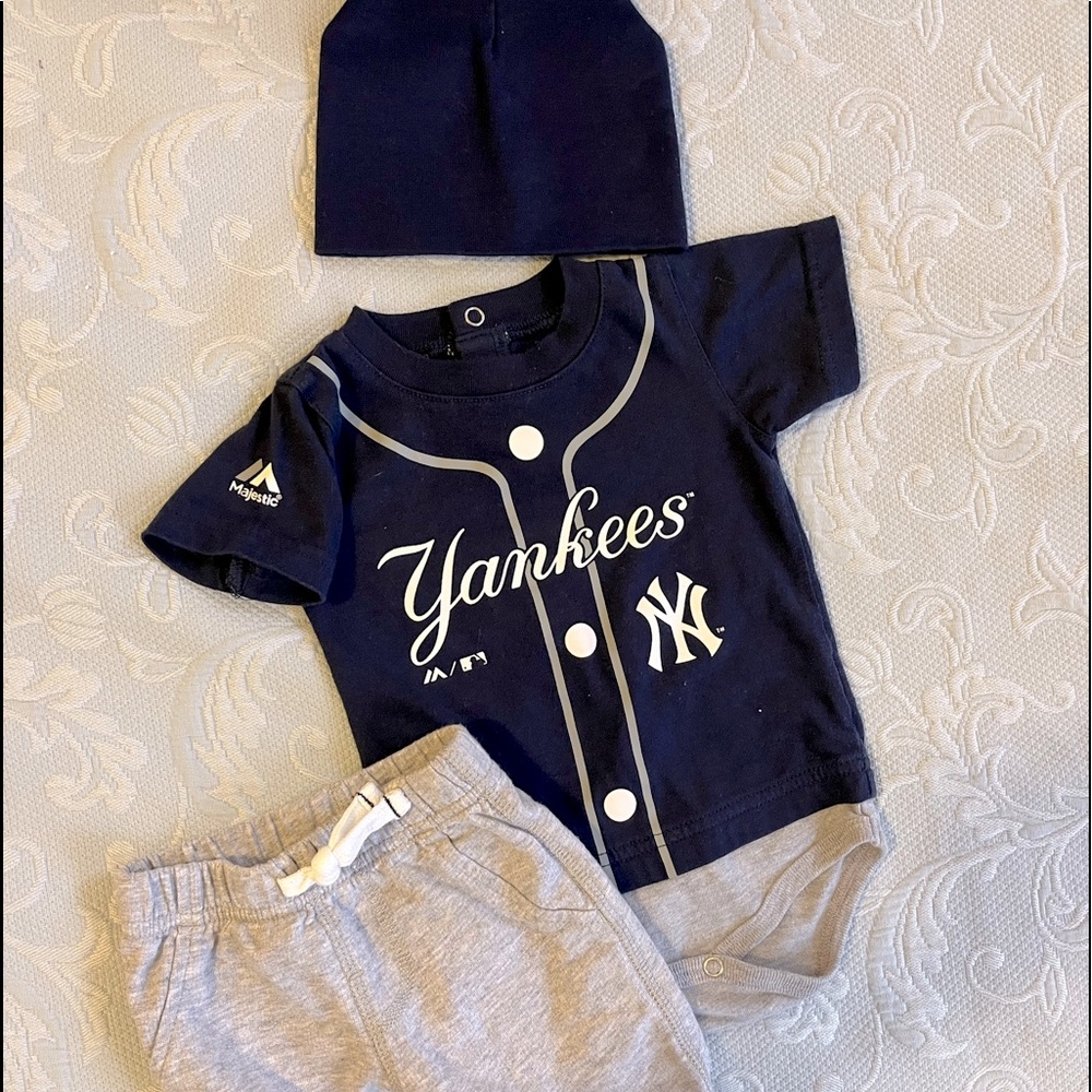Baby Boy Yankees Outfit